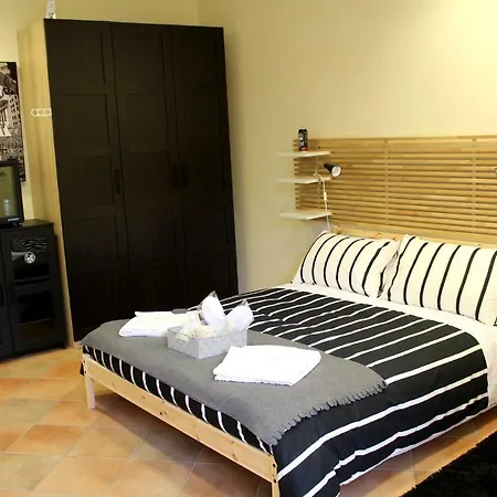 Pensión La Sosta Navarra Bed&beer 3*