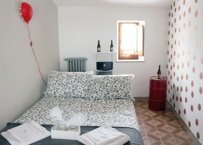 La Sosta Navarra Bed&beer Affittacamere 3*